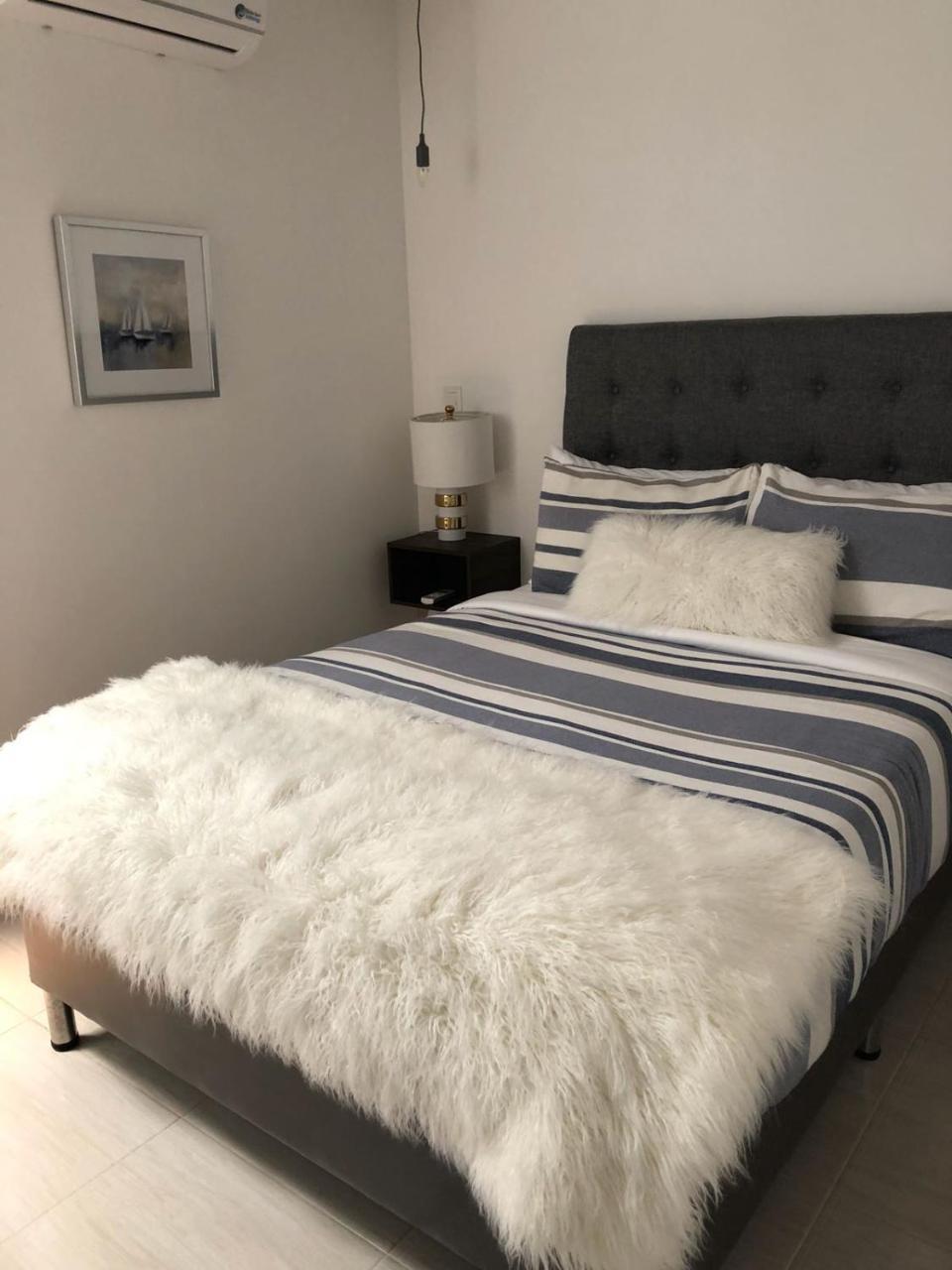 Dona Maria Hotel Boutique Ocana Luaran gambar